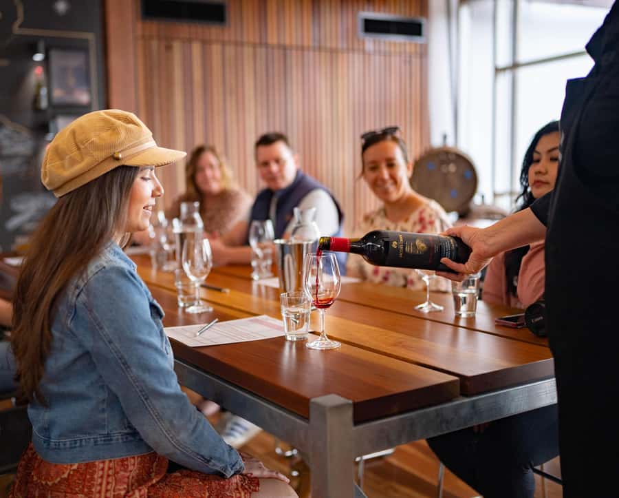 Adelaide: Barossa and Adelaide Hills Tour with Lunch - Mengler Hill Lookout and Barossa Sculpture Park: the quick stop that resets your eyes