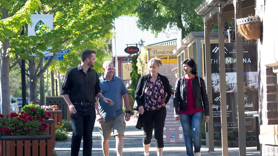 Adelaide: Barossa and Adelaide Hills Tour with Lunch - Lambert Estate in Angaston: lunch + tastings, and why the contrast matters