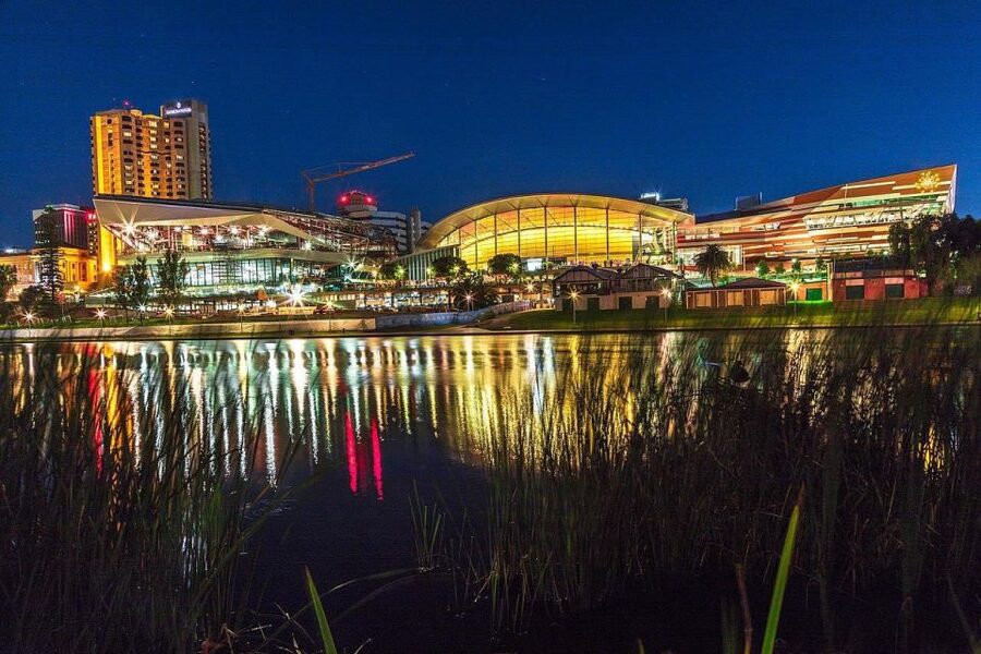 Adelaide: Dark Secrets and True Crime Walking Tour - Walking Pace: How It Stays Manageable Over Two Hours