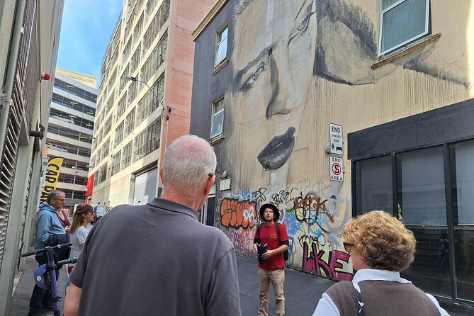 Adelaide's True Crime Tour - Photo and sightseeing value: how to get more than “just stories”