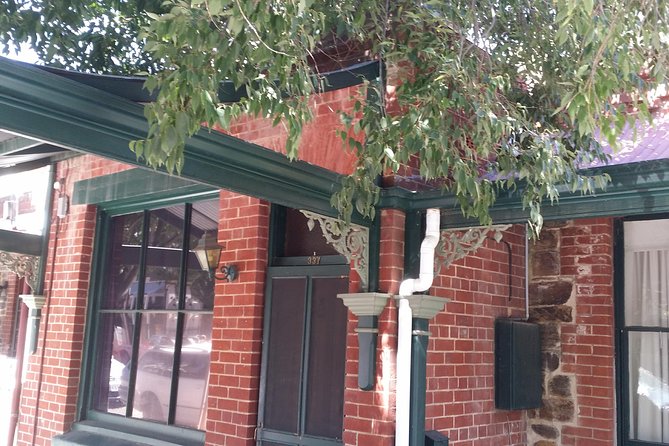 Adelaide Walking Tour: East End Escapade - Walking Comfort: Moderate Fitness and Real-World Weather