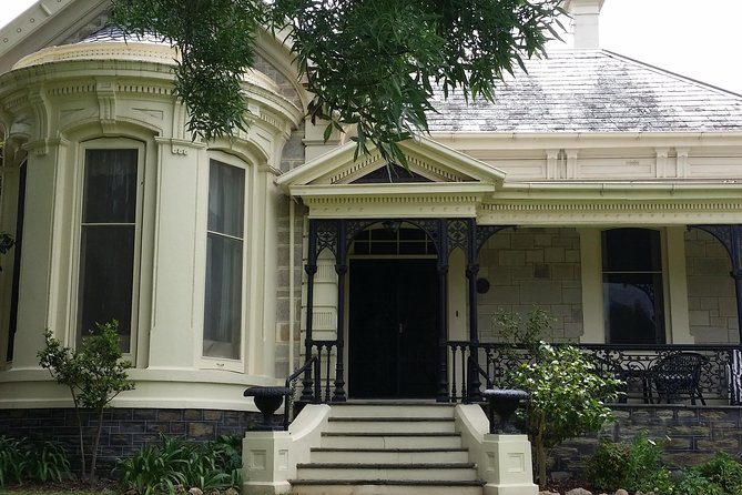 Adelaide Walking Tour: Grand Mansions and Sub-Divisions - Price and timing: a quick Adelaide hit with good value