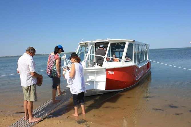 Coorong Highlights Cruise - Passing through the Goolwa Barrage and Goolwa Lock