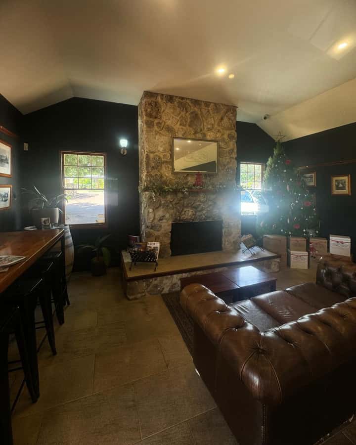 From Adelaide: McLaren Vale Wine Experience - Lunch at Manna McLaren Vale: Where You Recover and Re-Set