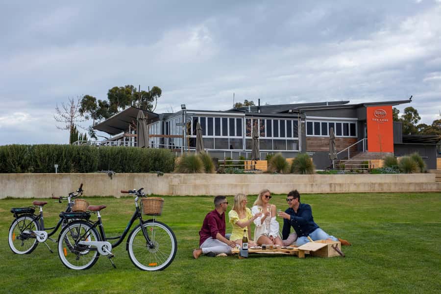 Hahndorf: Gourmet Food & Wine E-Bike Tour - Why this Adelaide Hills e-bike tour fits food lovers and first-timers