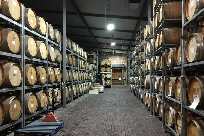 McLaren Vale Private Luxury Wine Tour - Full Day - Private luxury 4WD: why this feels calmer than group tours