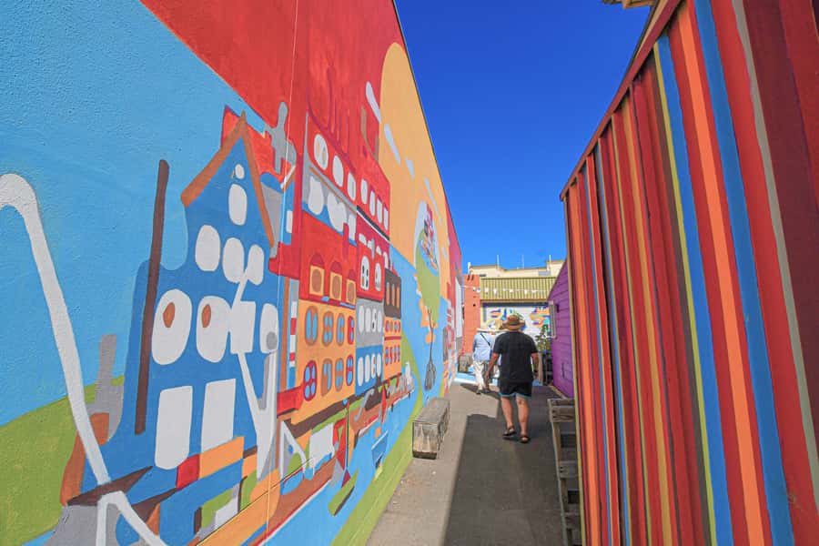 Port Adelaide: Walking Tour with Food Tasting & Drinks - How the port works now: local businesses and street-level reality