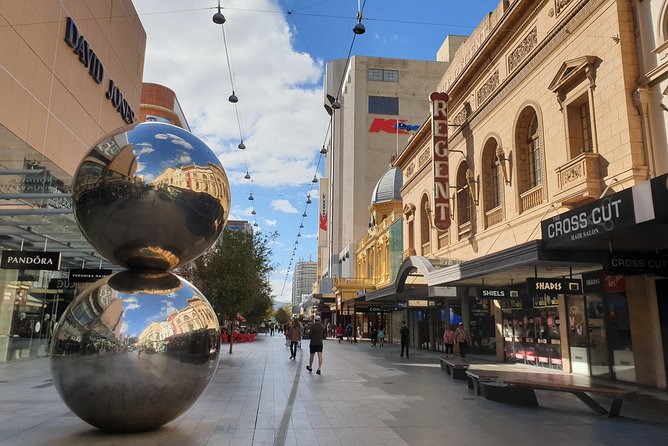 Private Adelaide Walking Tour - Stop 5: Adelaide Oval and the Riverbank precinct, sport as a city force