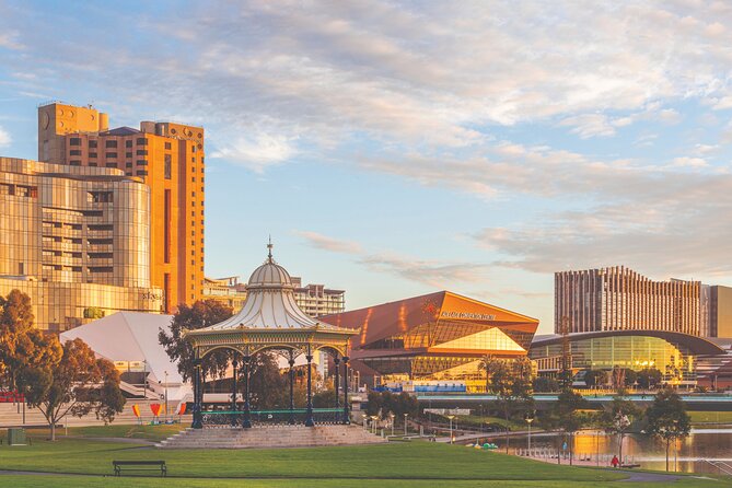 Ultimate Adelaide City and Hahndorf Tour - Two Tours in One Day: Adelaide CBD then Hills and Hahndorf